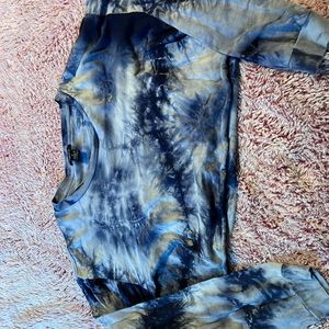 Tie dye long sleeve crop top